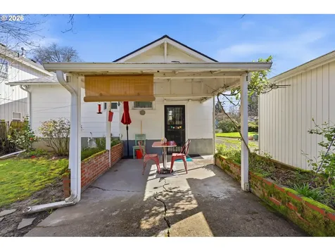 8951 N Van Houten Avenue Portland OR 97203