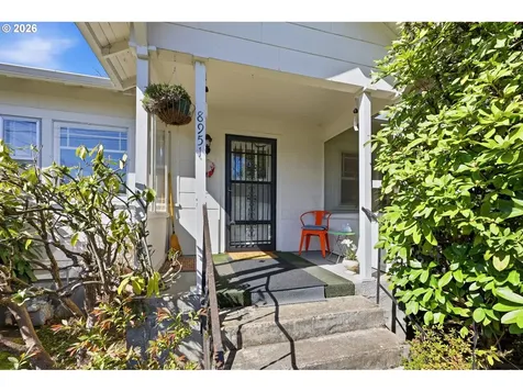 8951 N Van Houten Avenue Portland OR 97203