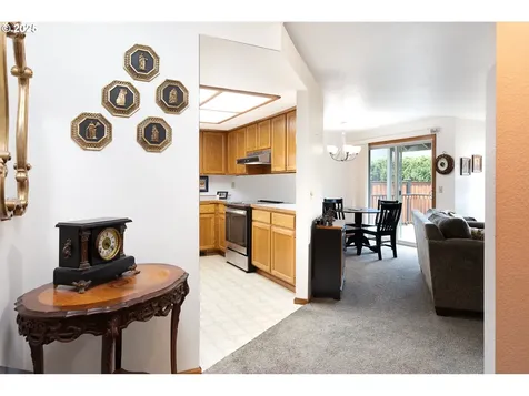 2707 Dayna Lane Eugene OR 97408