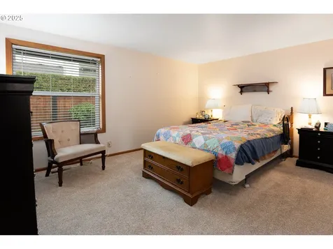 2707 Dayna Lane Eugene OR 97408