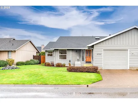 2707 Dayna Lane Eugene OR 97408