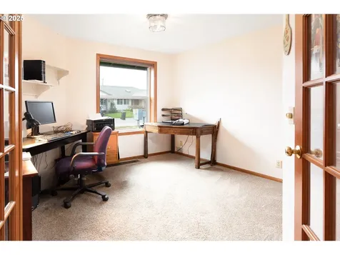 2707 Dayna Lane Eugene OR 97408