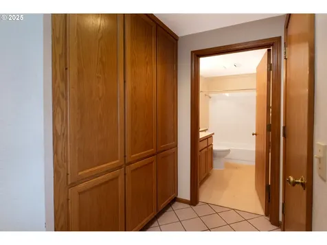 2707 Dayna Lane Eugene OR 97408
