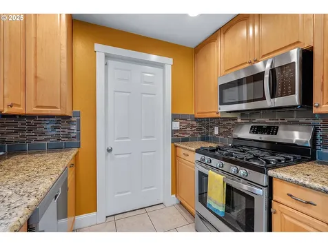 8190 SW Landau Street Portland OR 97223