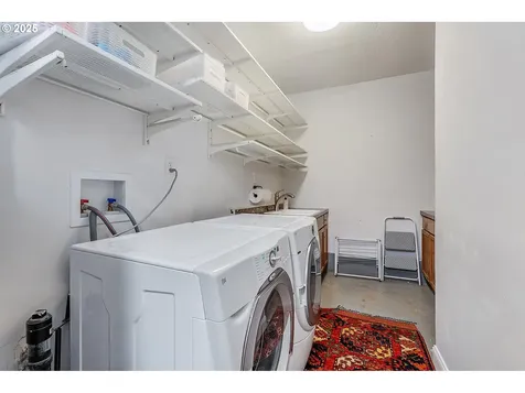 8190 SW Landau Street Portland OR 97223