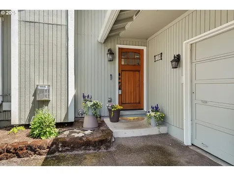 8190 SW Landau Street Portland OR 97223