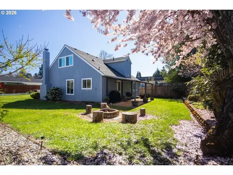 7919 SE Clackamas Road Milwaukie OR 97267