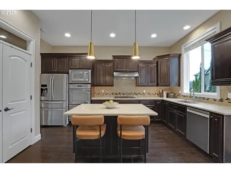 15450 NW Dominion Drive Portland OR 97229