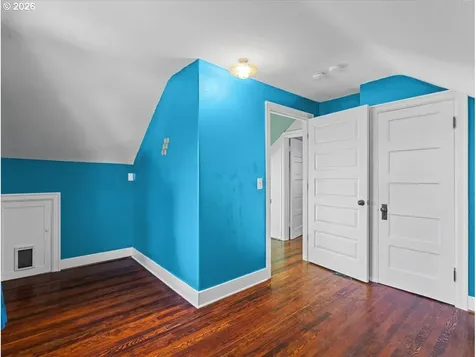 5806 SE Nehalem Street Portland OR 97206