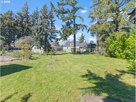 5806 SE Nehalem Street Portland OR 97206