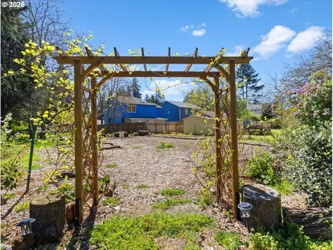 5806 SE Nehalem Street Portland OR 97206