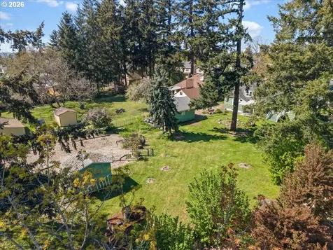 5806 SE Nehalem Street Portland OR 97206