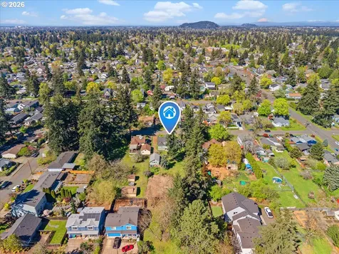 5806 SE Nehalem Street Portland OR 97206