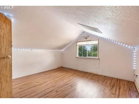811 NE 2nd Street Winlock WA 98596