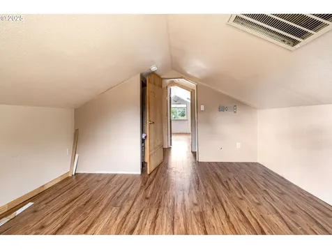 811 NE 2nd Street Winlock WA 98596