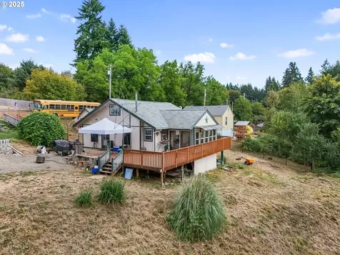 811 NE 2nd Street Winlock WA 98596