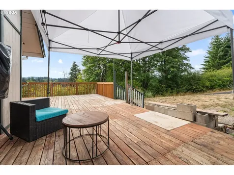 811 NE 2nd Street Winlock WA 98596