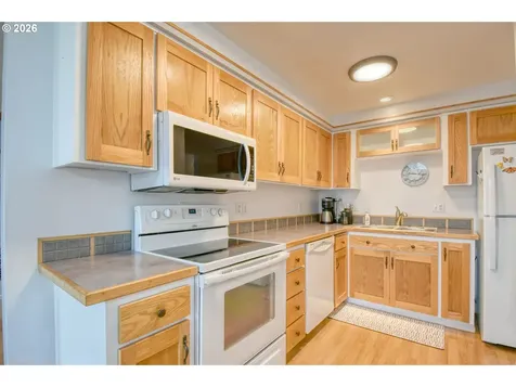 329 W Garfield Street Athena OR 97813
