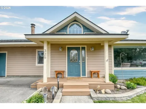 329 W Garfield Street Athena OR 97813
