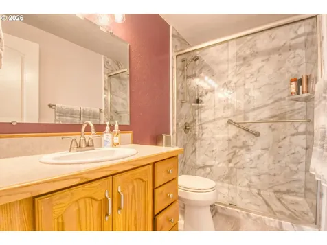 329 W Garfield Street Athena OR 97813