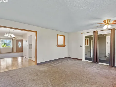 1075 Princeton Road Woodburn OR 97071