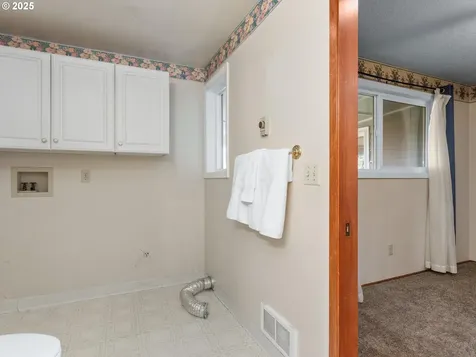 1075 Princeton Road Woodburn OR 97071