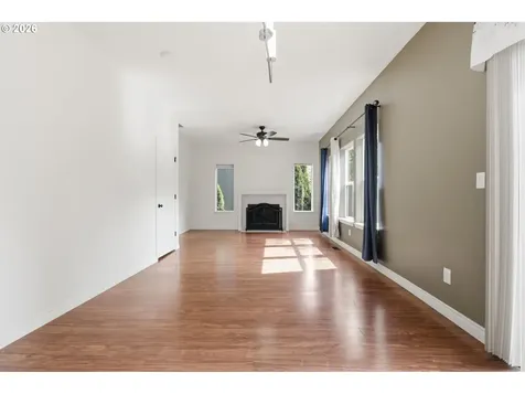 7264 NE Shaleen Street Hillsboro OR 97124
