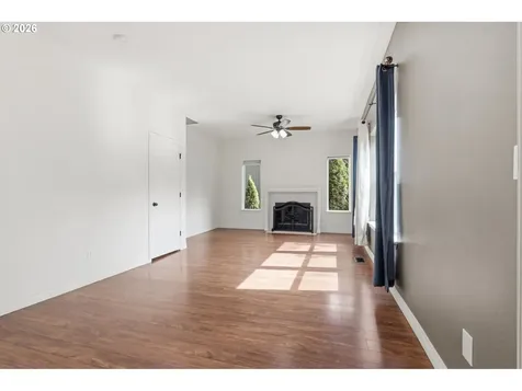 7264 NE Shaleen Street Hillsboro OR 97124
