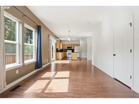7264 NE Shaleen Street Hillsboro OR 97124