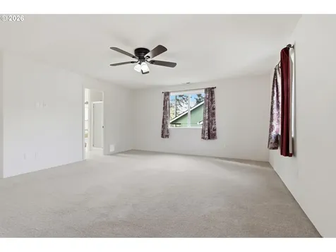 7264 NE Shaleen Street Hillsboro OR 97124