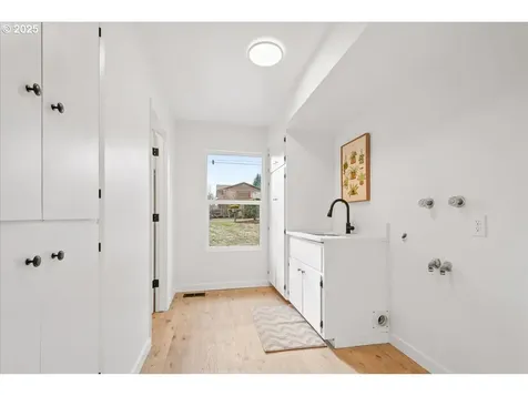 1406 NE 63rd Street Vancouver WA 98665