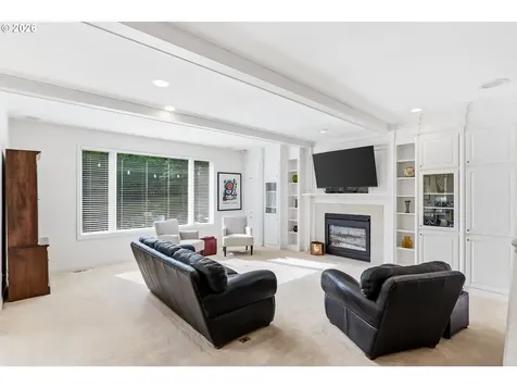 2484 Marylshire Lane Lake Oswego OR 97034