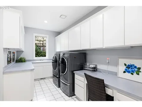 2484 Marylshire Lane Lake Oswego OR 97034