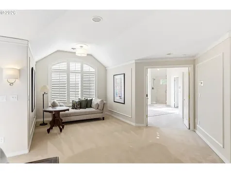 2484 Marylshire Lane Lake Oswego OR 97034