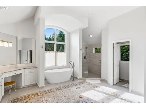 2484 Marylshire Lane Lake Oswego OR 97034
