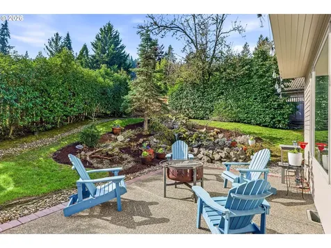 2484 Marylshire Lane Lake Oswego OR 97034