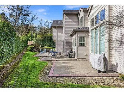 2484 Marylshire Lane Lake Oswego OR 97034