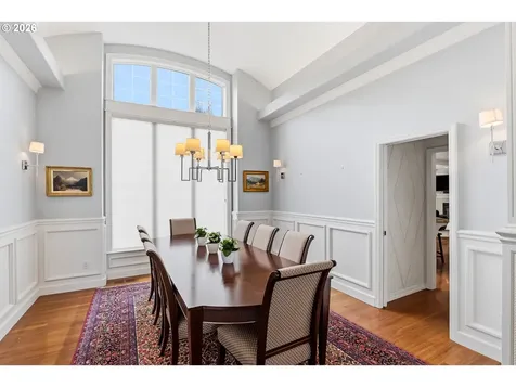 2484 Marylshire Lane Lake Oswego OR 97034