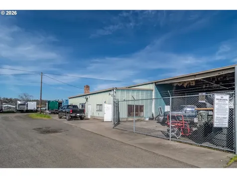 1880 NE Stephens Street Roseburg OR 97470
