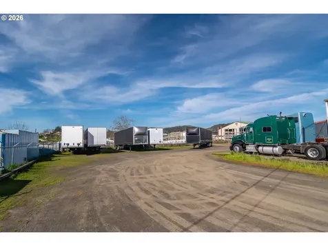 1880 NE Stephens Street Roseburg OR 97470