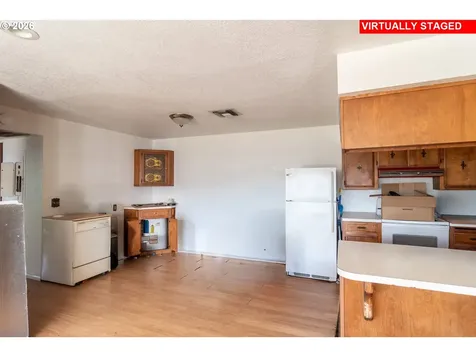 1880 NE Stephens Street Roseburg OR 97470