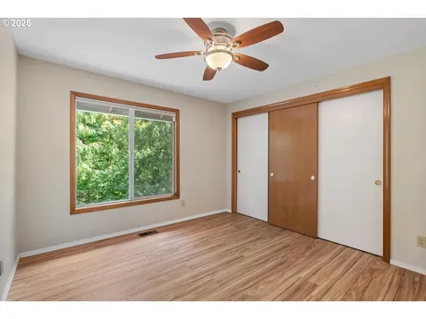8714 SW 49th Avenue Portland OR 97219