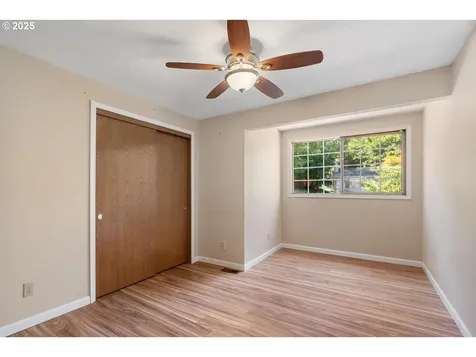 8714 SW 49th Avenue Portland OR 97219