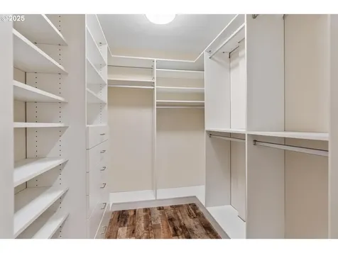 8714 SW 49th Avenue Portland OR 97219