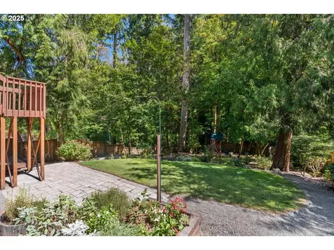 8714 SW 49th Avenue Portland OR 97219
