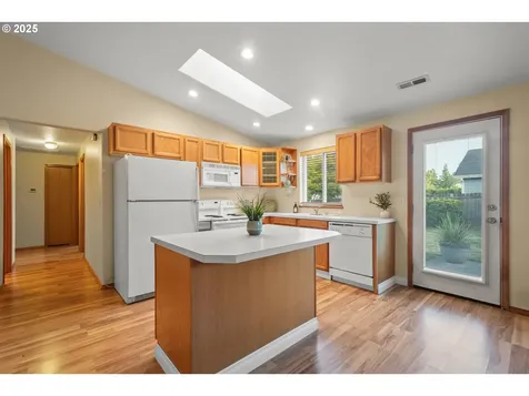 16215 NE 13th Street Vancouver WA 98684
