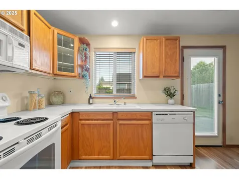16215 NE 13th Street Vancouver WA 98684
