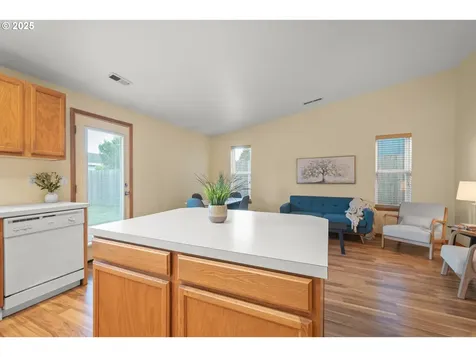 16215 NE 13th Street Vancouver WA 98684