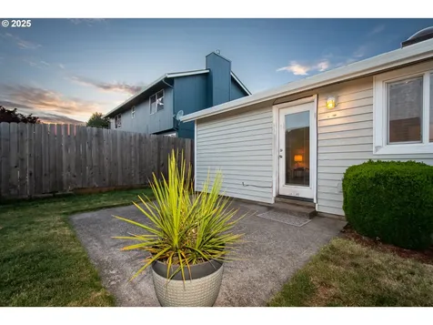 16215 NE 13th Street Vancouver WA 98684