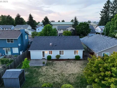 16215 NE 13th Street Vancouver WA 98684